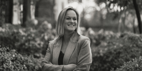 esther-de-jong-600-x-300-px